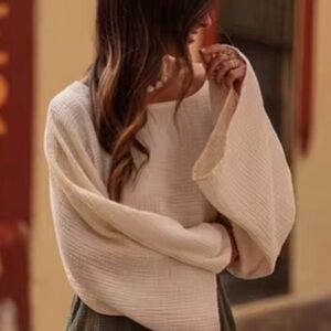 Chic Cream Crop Top for Women with Batwing Sleeves